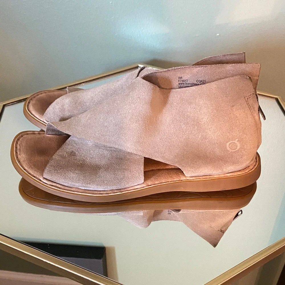 Born Women's Cream Sandals - Picture 5 of 10